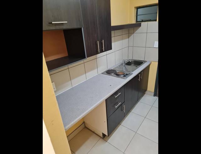 1 BEDROOM PROPERTY TO RENT IN RUIMSIG